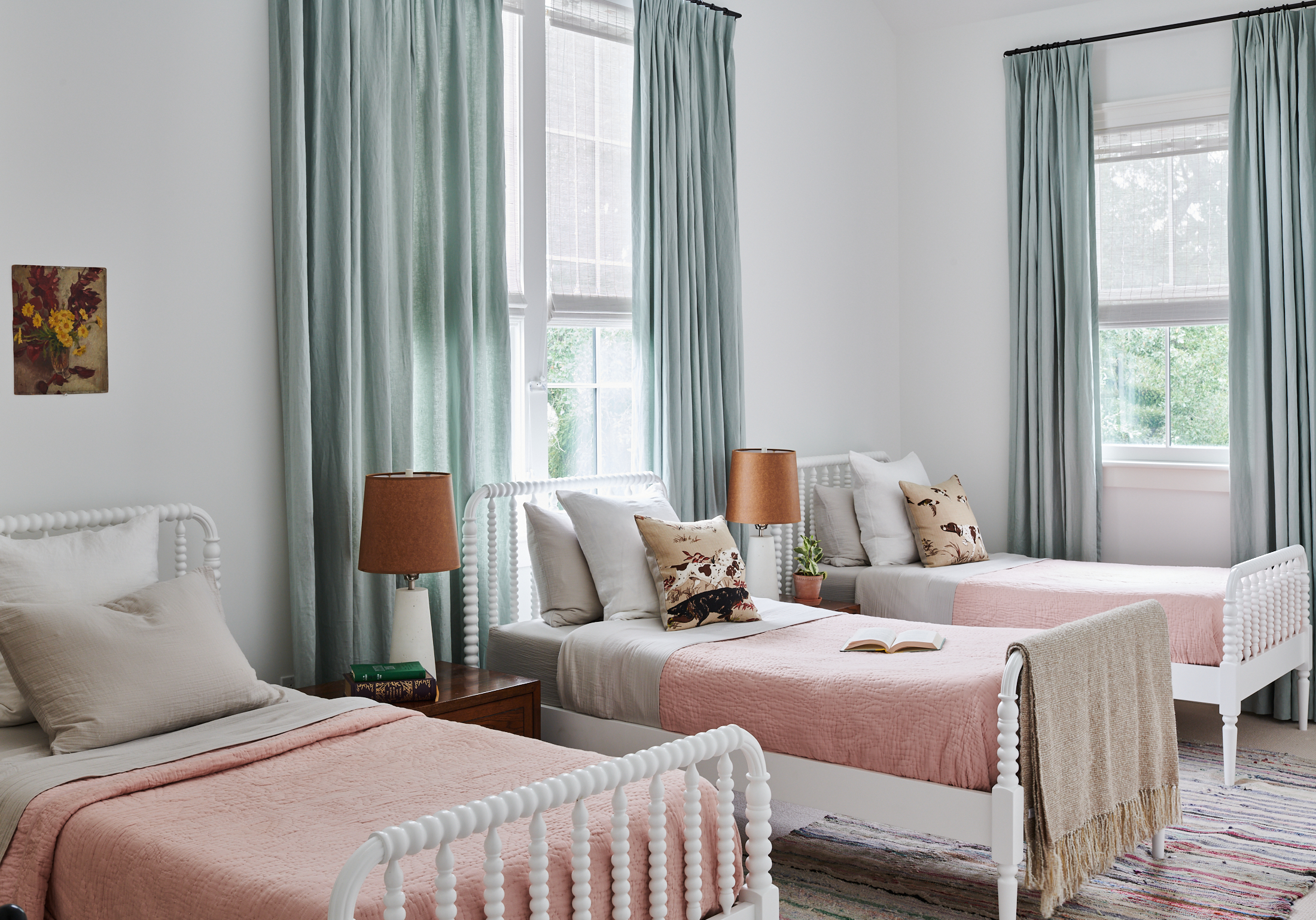 Three twin beds by Alison Gootee Photography for Logan Killen Interiors 