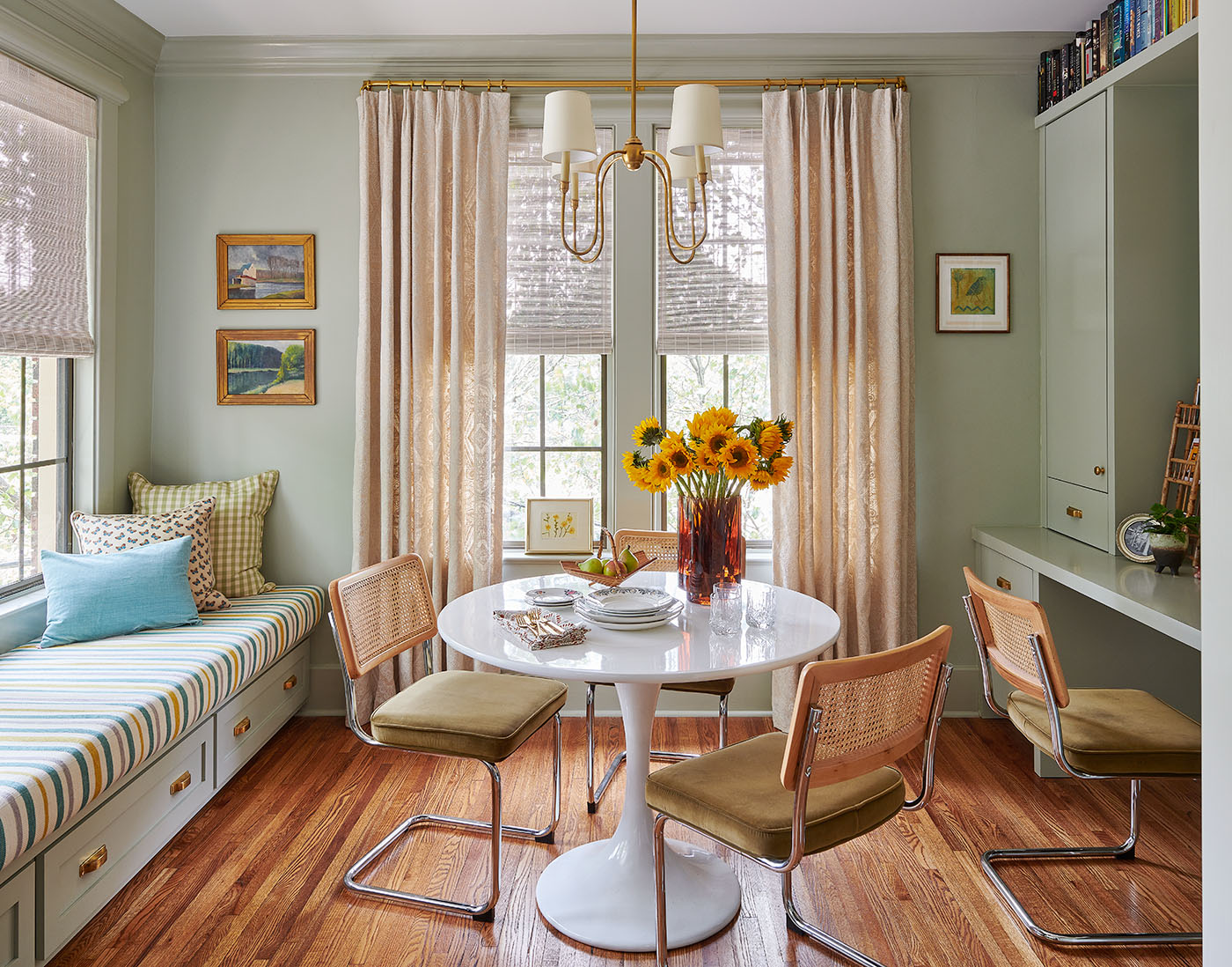 Dining nook and table in Southern Living Magazine in Nashville by Alison Gootee Photography