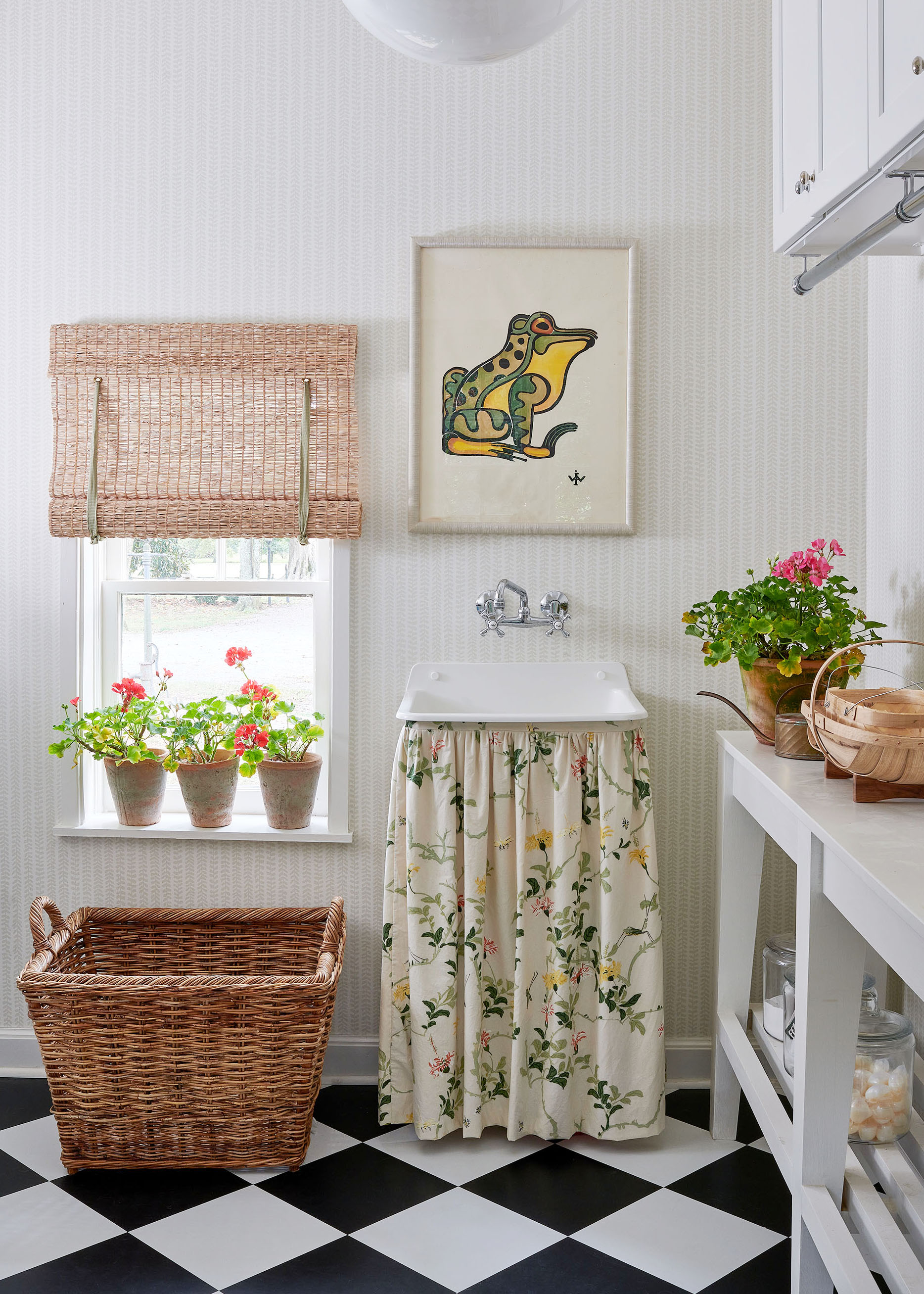 Laundry roo with sink  in Arkansas Home by Heather Chadduck in Veranda Magazine by Alison Gootee photography