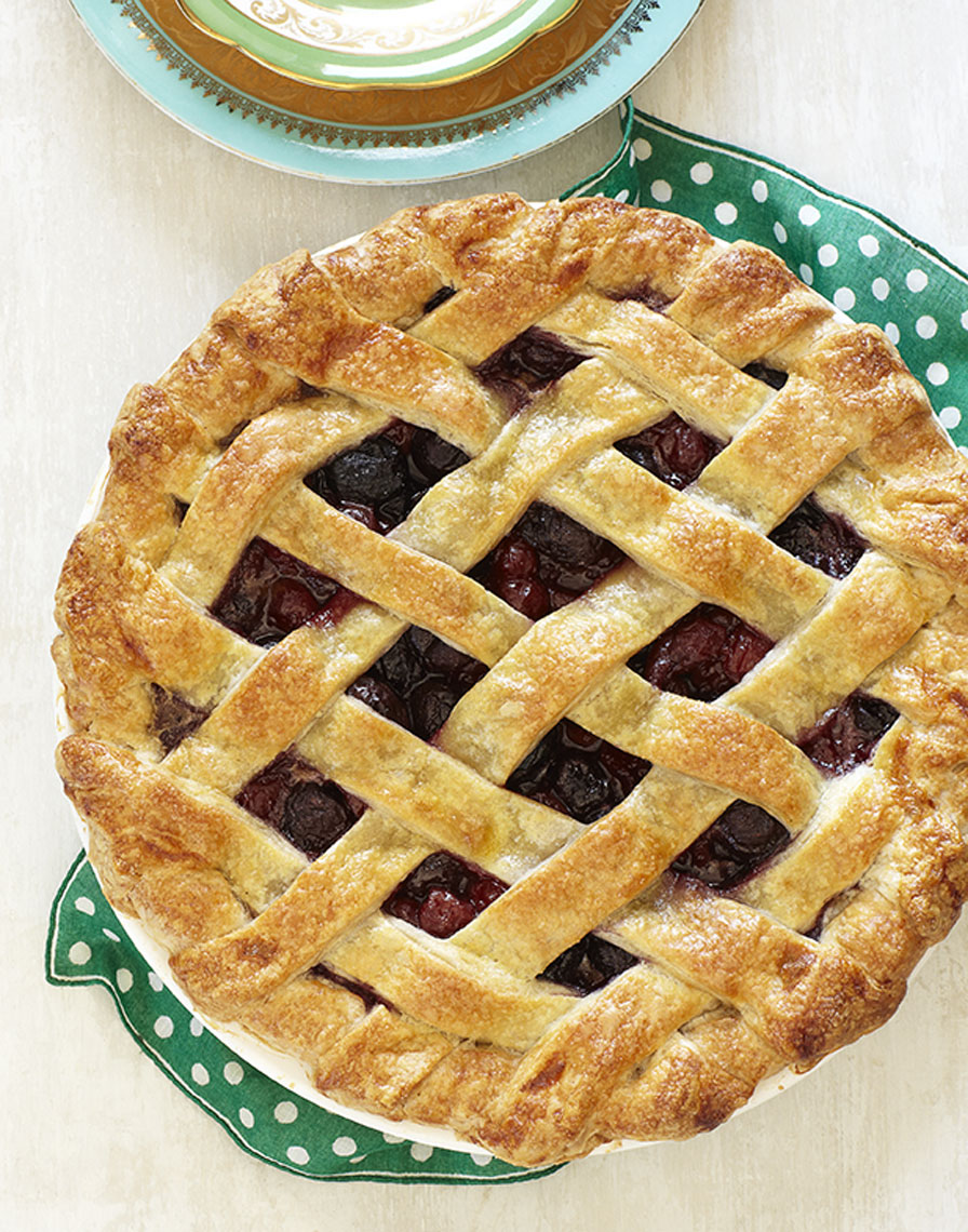 overhesd image of a full lattice berry pie is food photography by Alison Gootee Photography